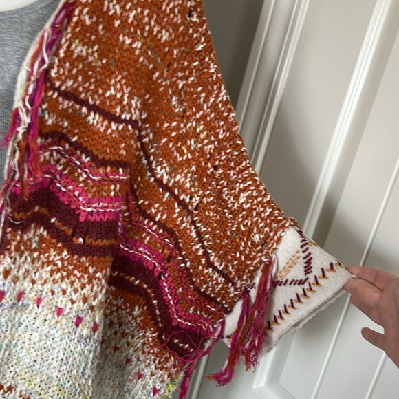 Free People Skies The Limit Cardigan Desert Dream Combo Longline Fringe Sz S - Picture 7 of 16